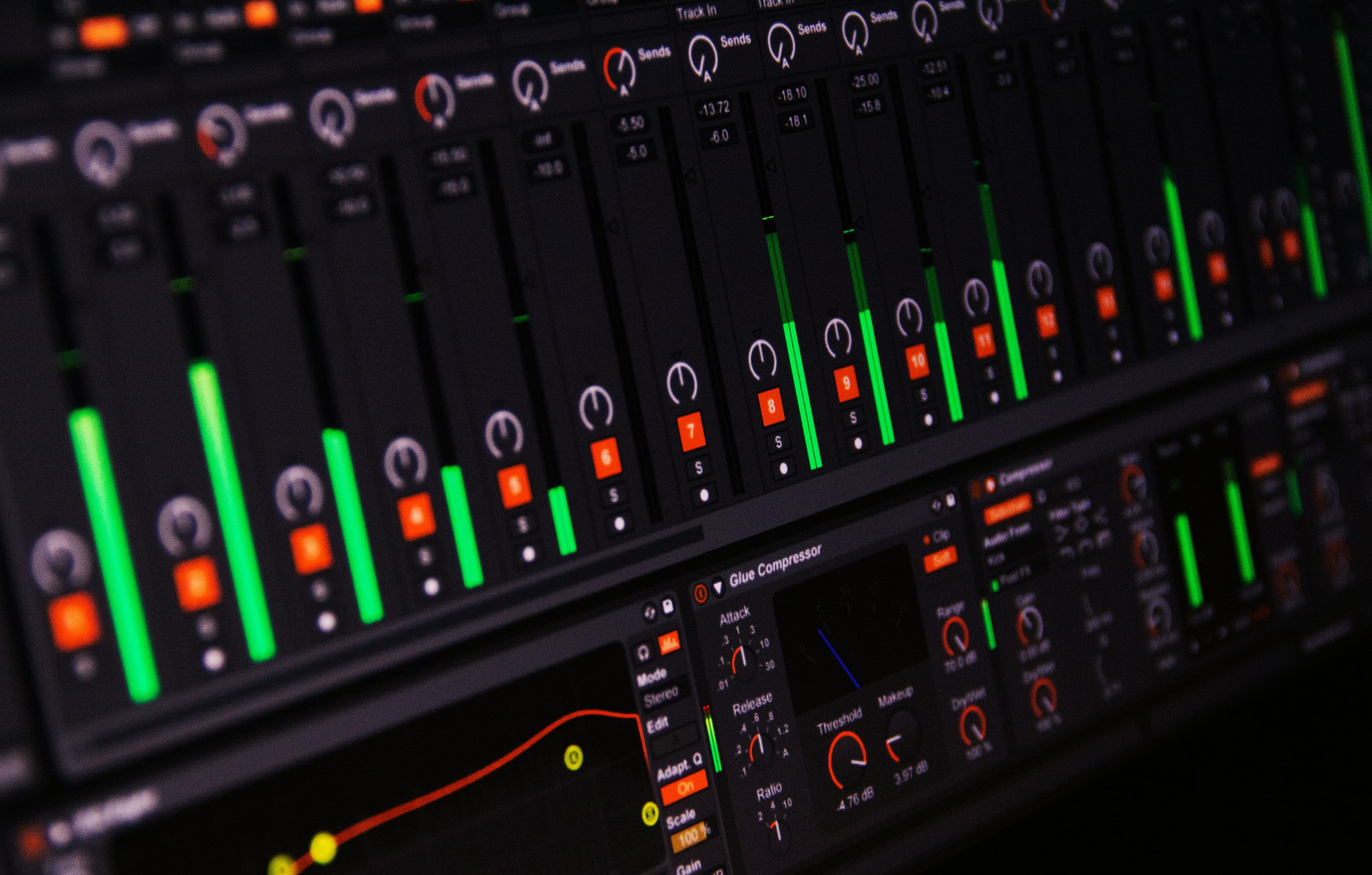Cover Image for 5 Essential Music Production Tips for Beginners