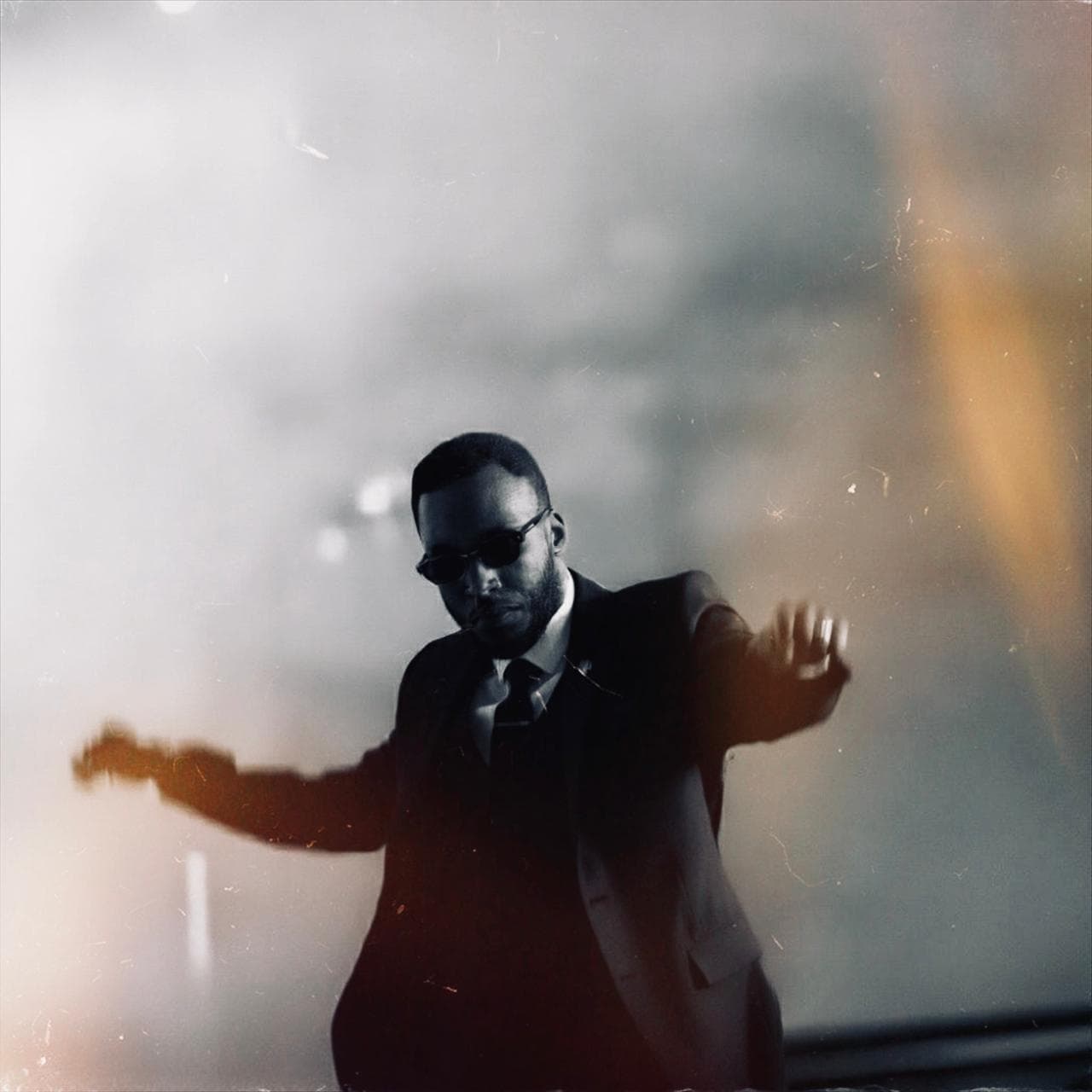 Klense Artist Background